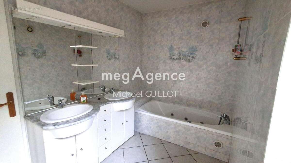 Maison familiale 123 m² avec garage – Varambon (01160) - photo 6