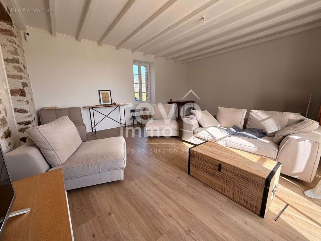 Maison à LES BROUZILS