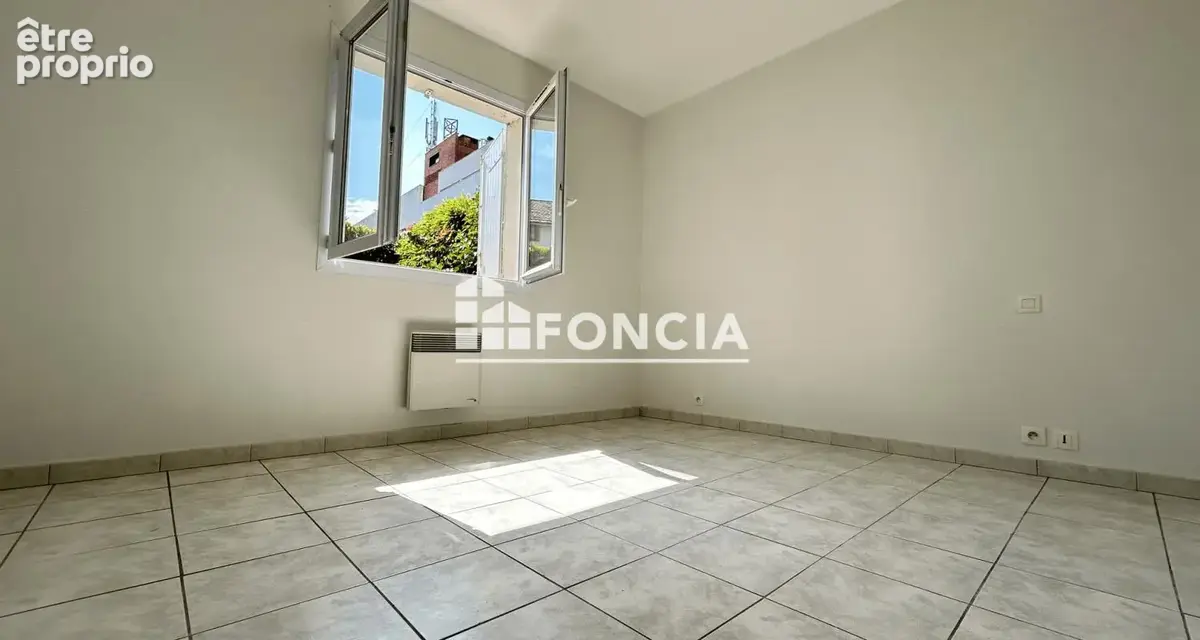 Villeneuve-sur-Lot, quartier Sainte Catherine Rive droite, maison à vendre avec jardin et garage - photo 4