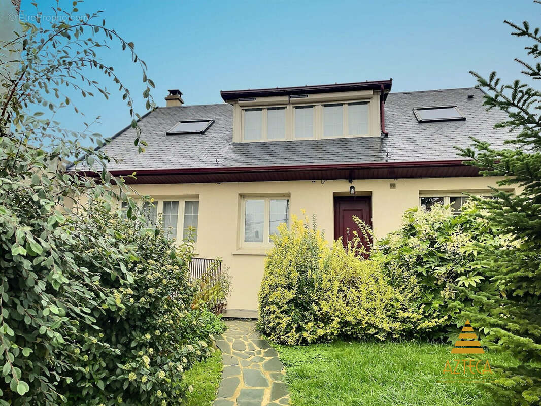 Maison à NEUVILLE-SAINT-REMY