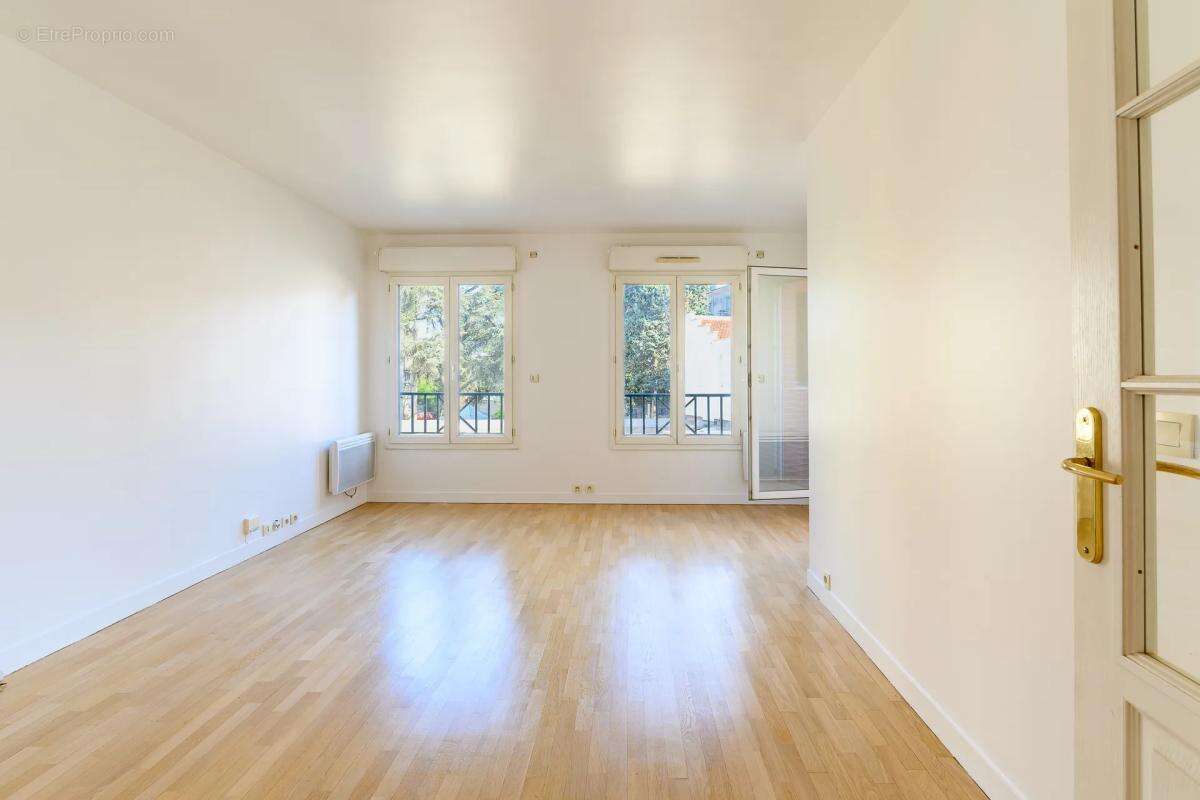 Appartement à NOGENT-SUR-MARNE