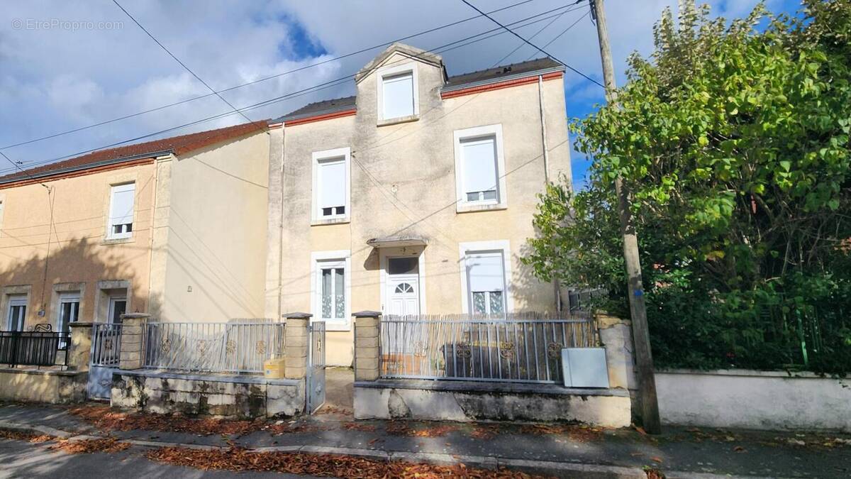 Photo 1 - Maison à MONTCEAU-LES-MINES