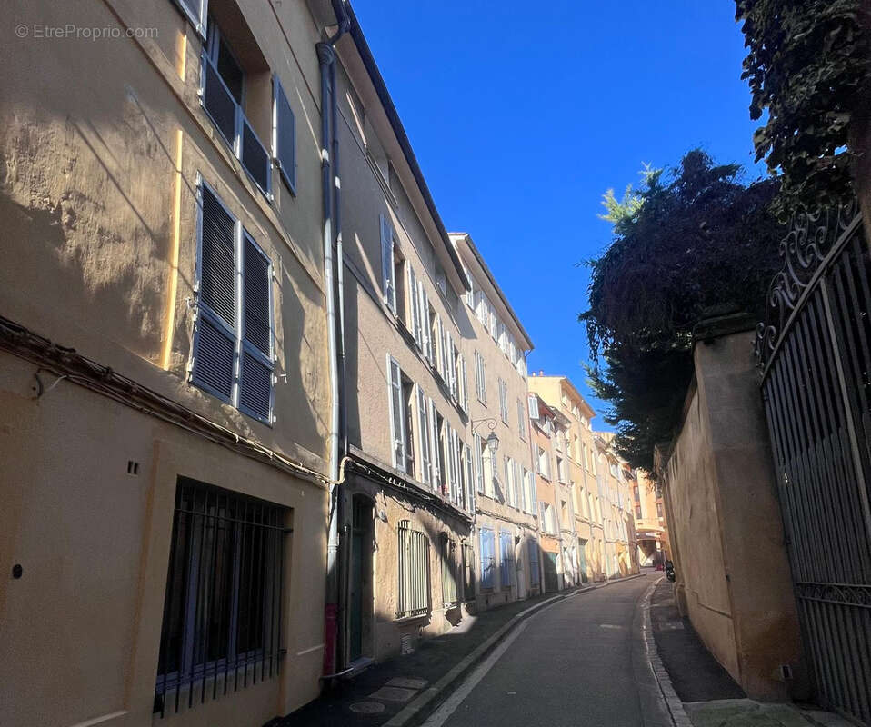 Appartement à AIX-EN-PROVENCE