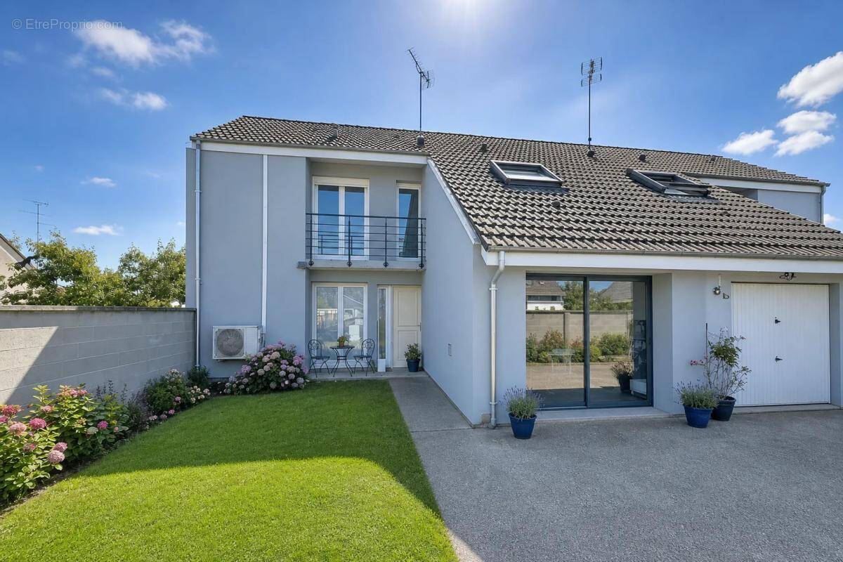 Maison à SULLY-SUR-LOIRE
