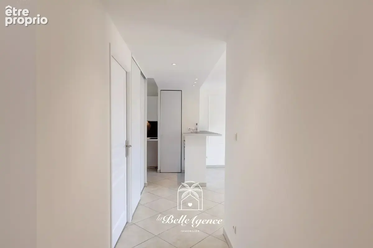 St Laurent du Var 3P 66m² - Avant dernier étage vue mer "Malone" - photo 9