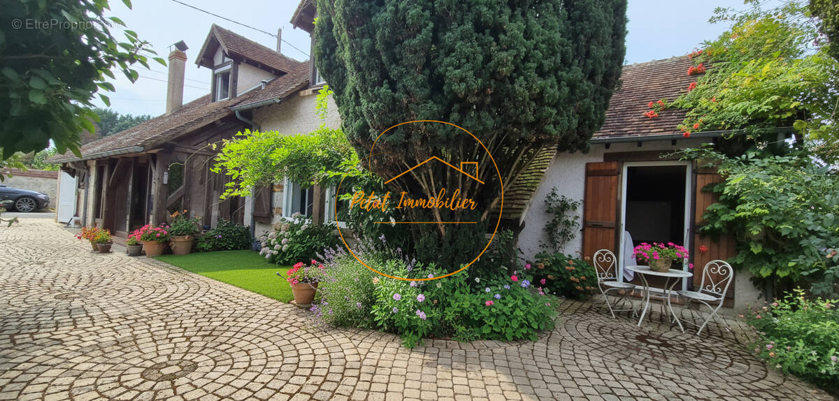 Maison à VILLORCEAU