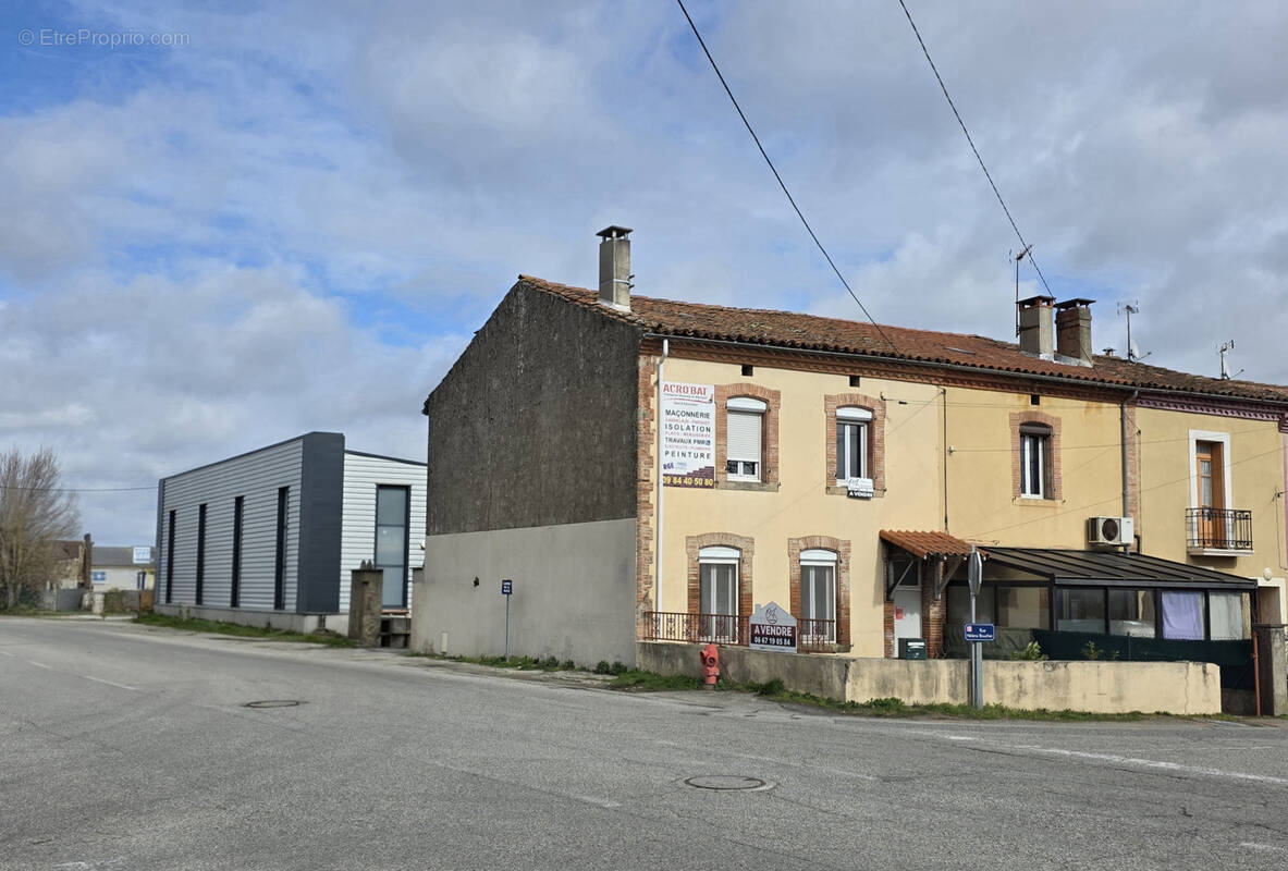 Commerce à PAMIERS