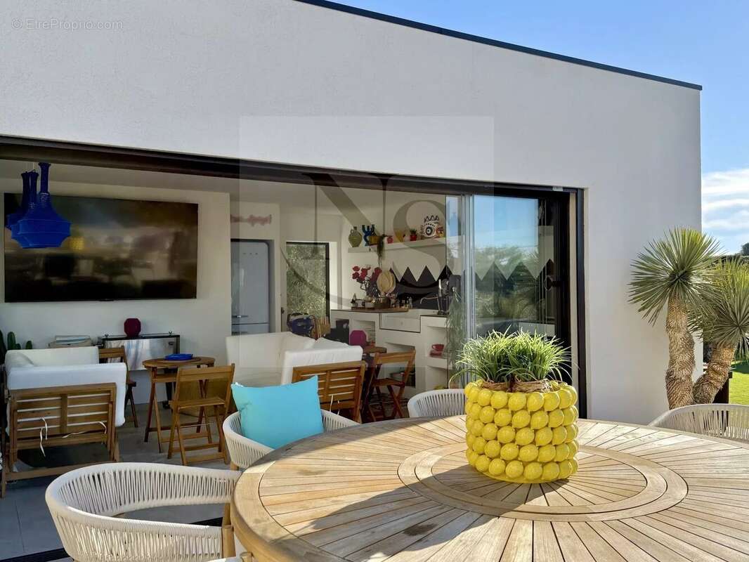 Maison à CARRY-LE-ROUET