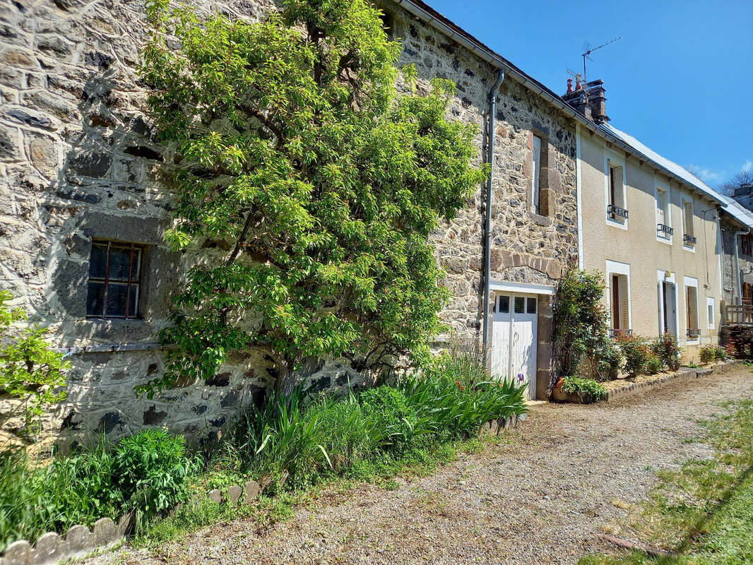 Maison à SAINT-SATURNIN