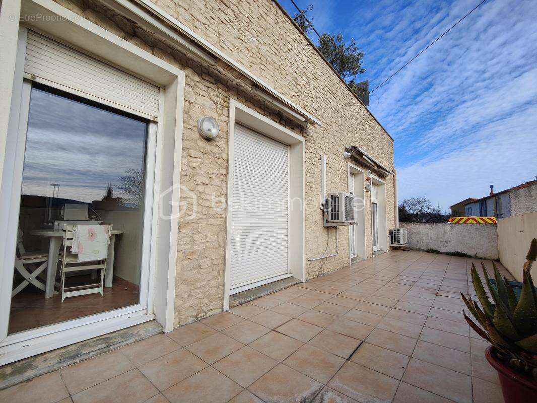 Appartement à MONTREDON-DES-CORBIERES