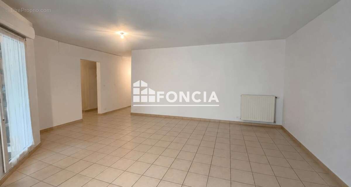 Appartement à LE PONTET