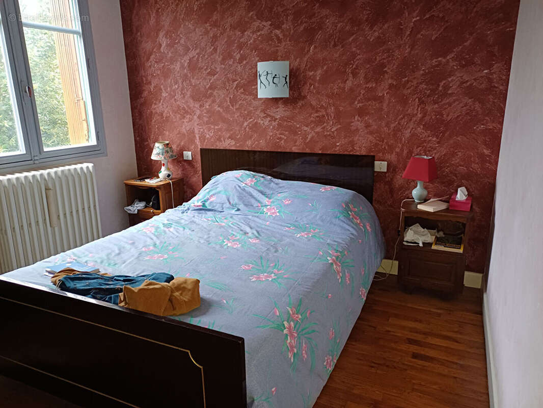 Maison à LACAPELLE-MARIVAL