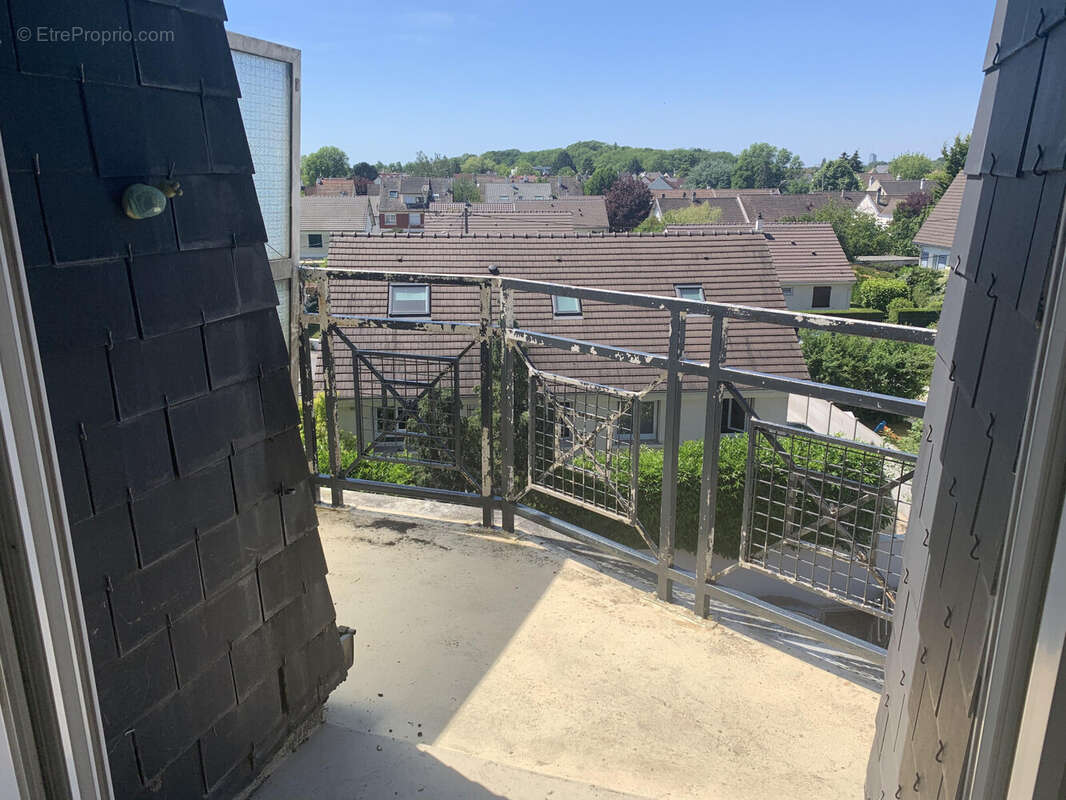 Appartement à PONTAULT-COMBAULT
