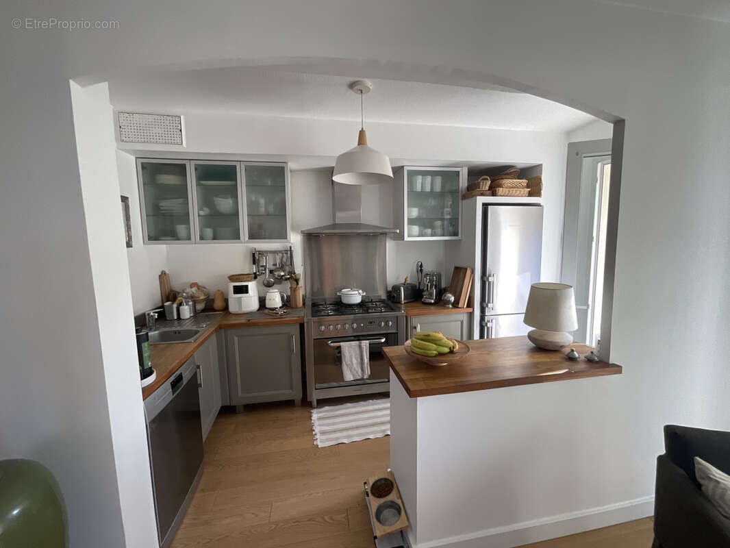 Appartement à LA COLLE-SUR-LOUP