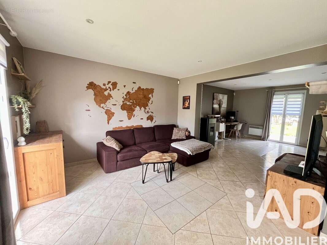 Photo 3 - Maison à SIVRY-COURTRY