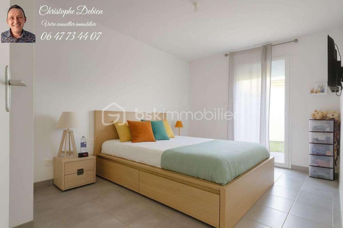 Maison à SAINTE-LUCE-SUR-LOIRE