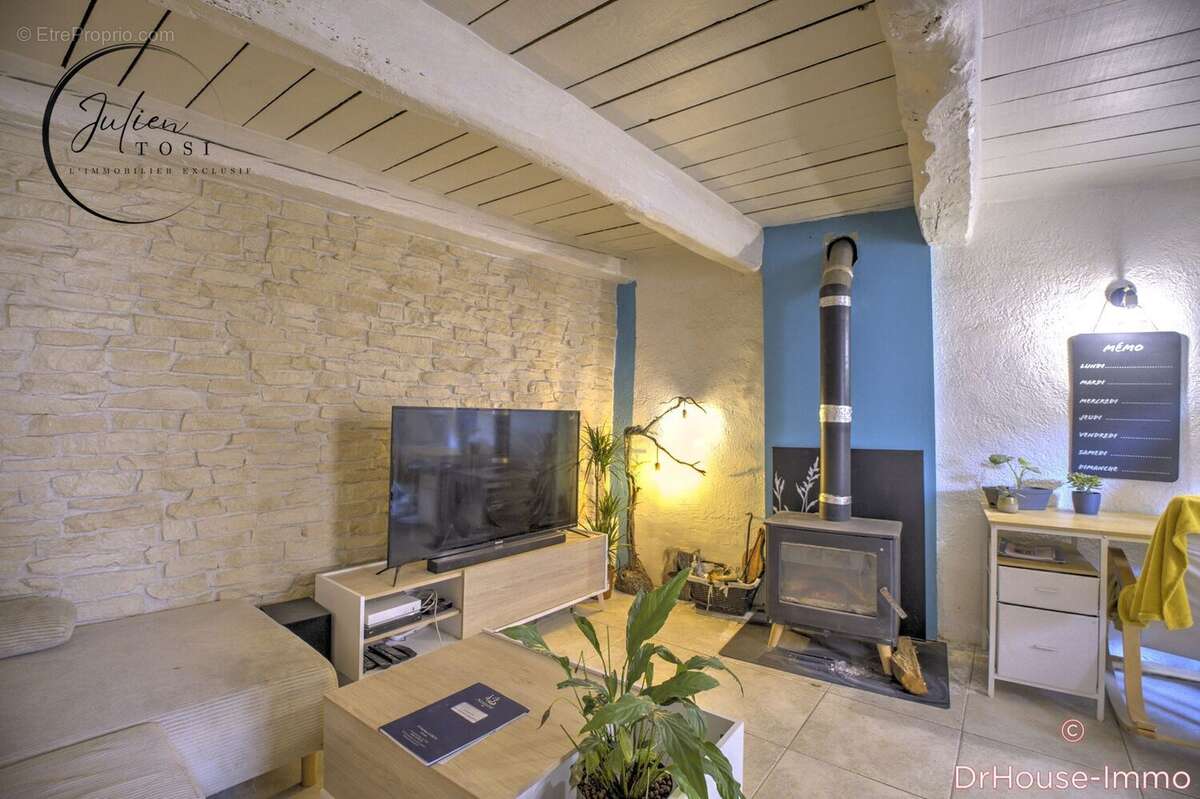 Maison à SAINT-VALLIER-DE-THIEY