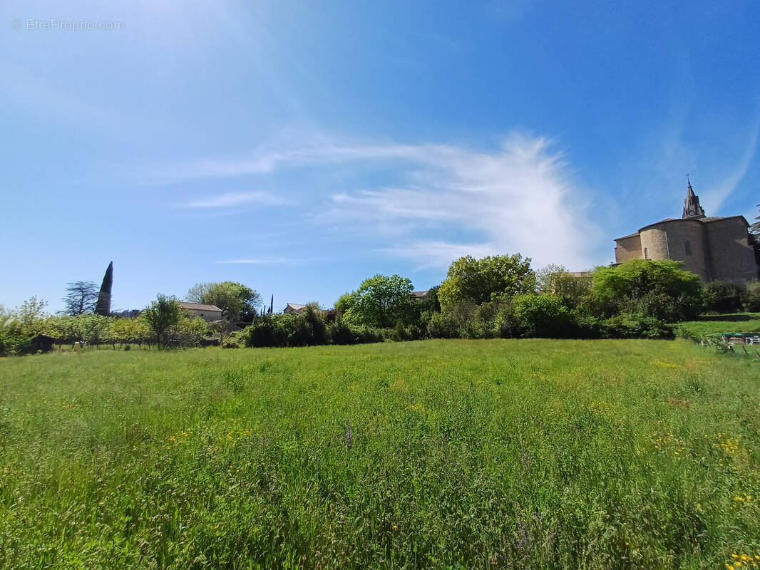 Terrain à SAINT-PRIVAT