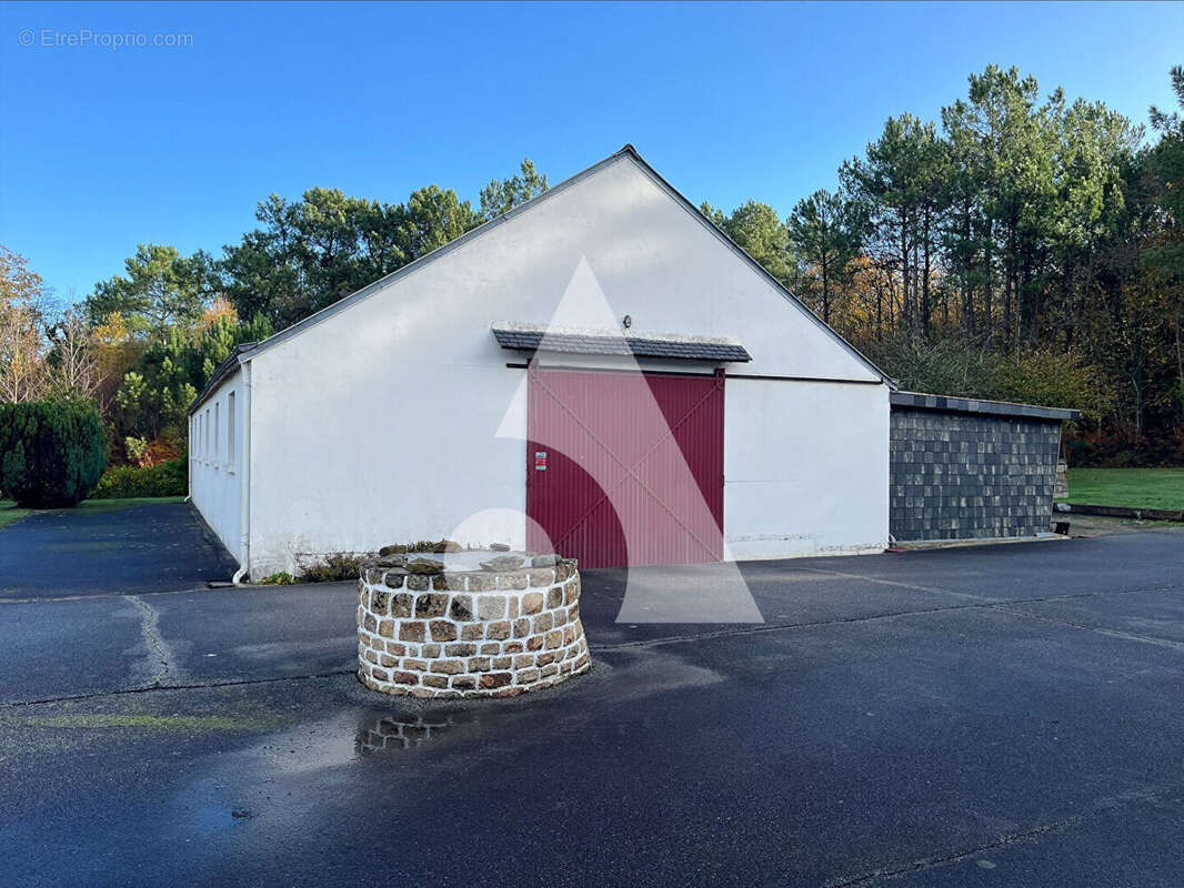 Maison à LOCOAL-MENDON