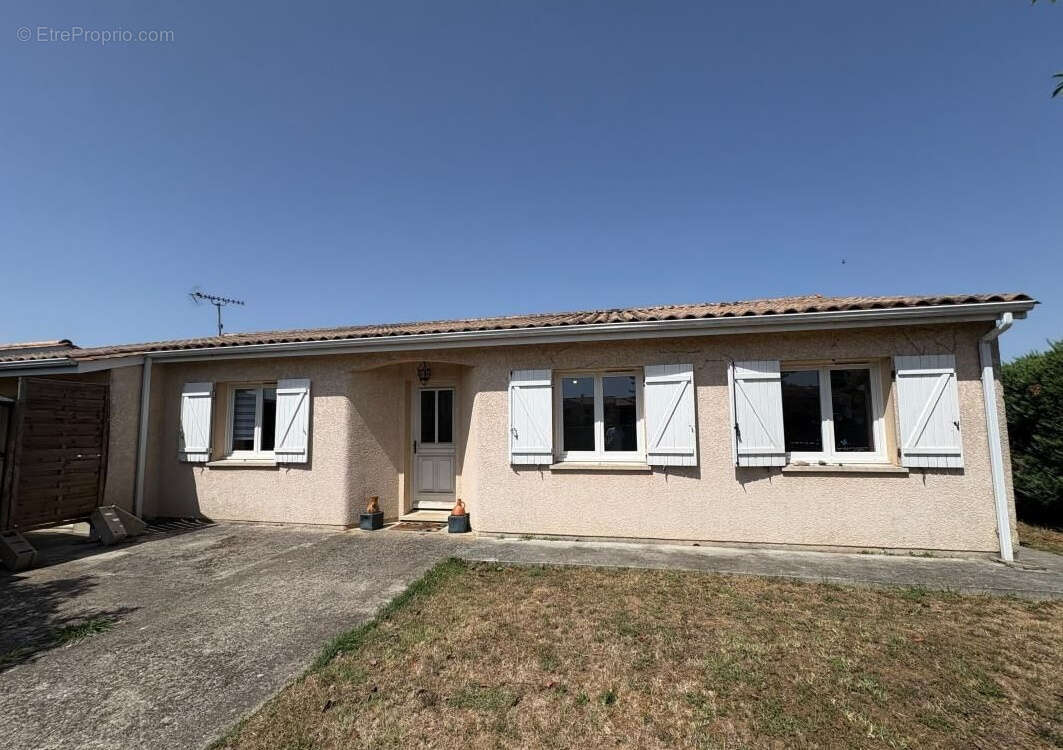 Maison de plain-pied de type 5 de 115 M2 avec piscine sur 697 M2 - photo 23