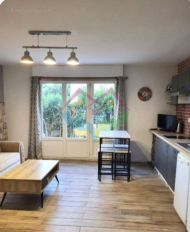 Appartement à SAINT-RAPHAEL