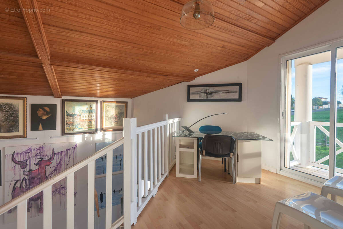 Maison à CARIGNAN-DE-BORDEAUX