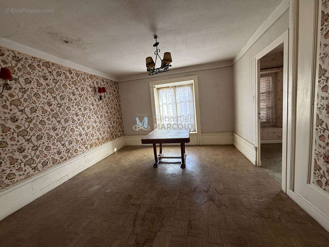 Maison à MONTBRISON