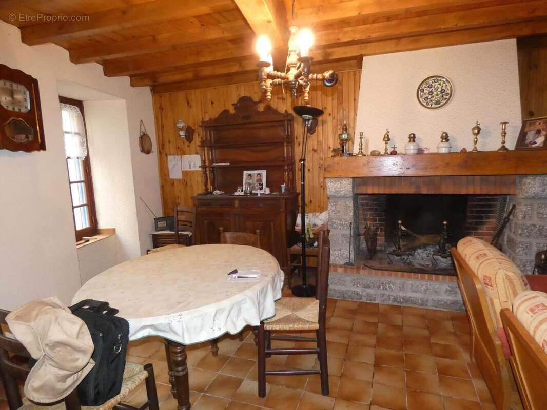 Maison 100 m² à Rouvenac  - photo 3