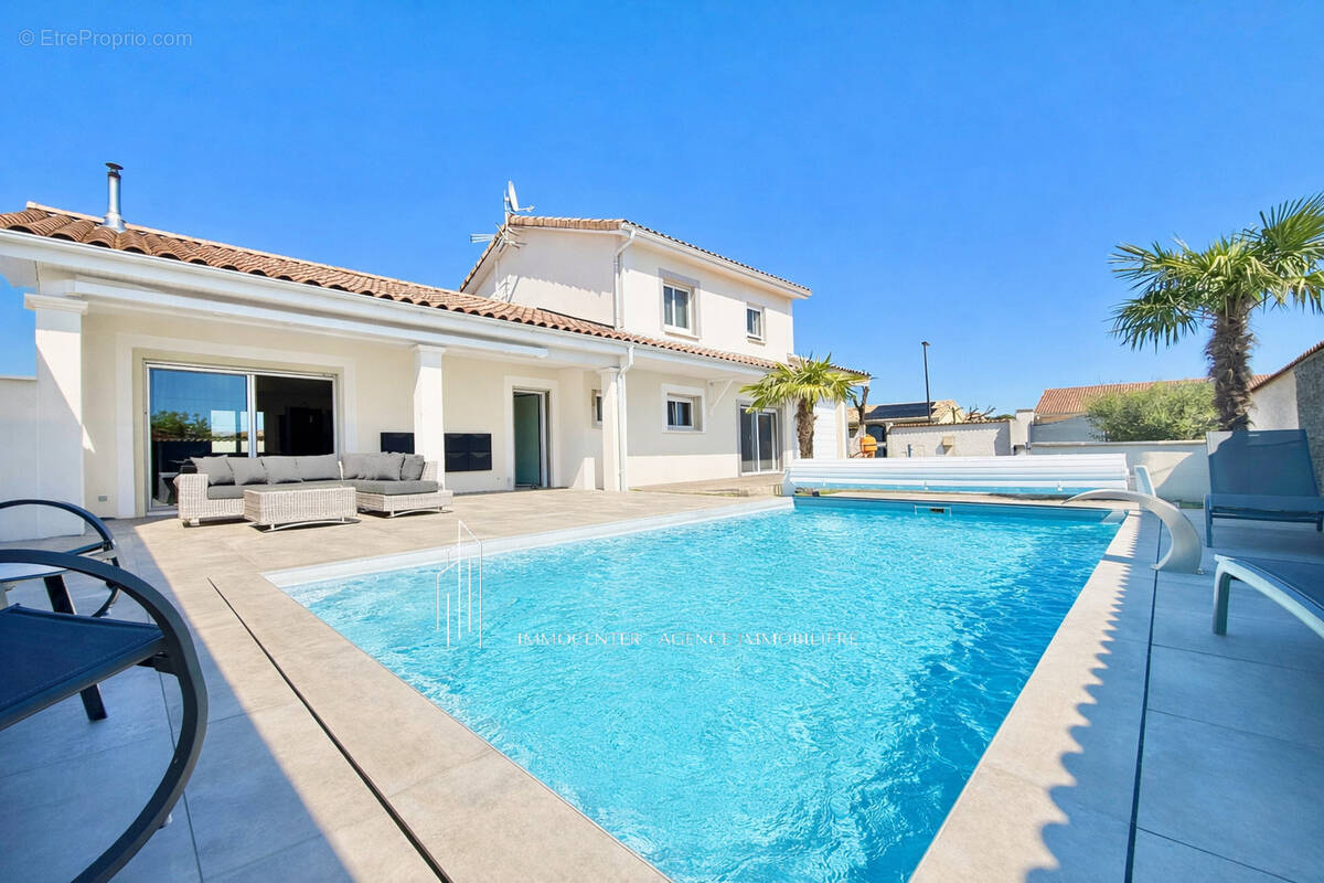 Maison à CHANAS