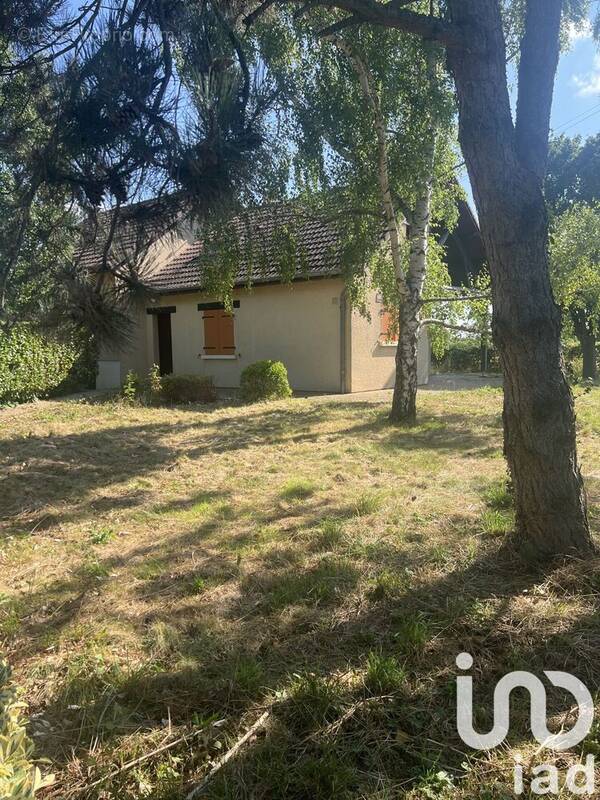 Photo 1 - Maison à SAINT-PIERRE-DE-CHANDIEU