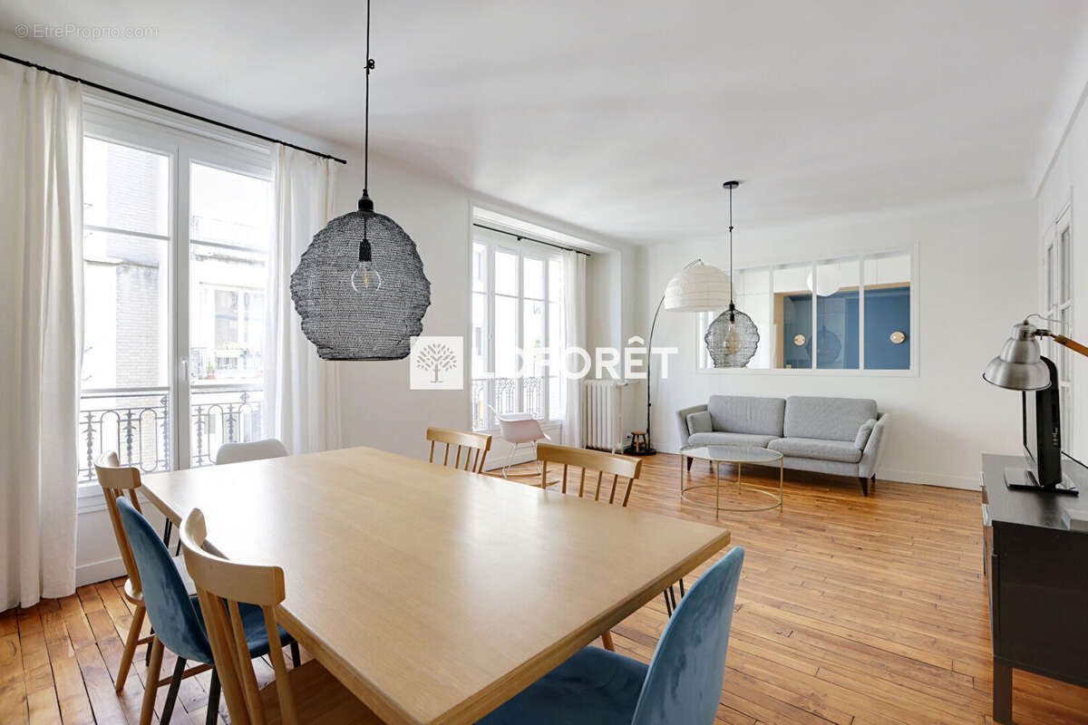 Appartement à PARIS-14E