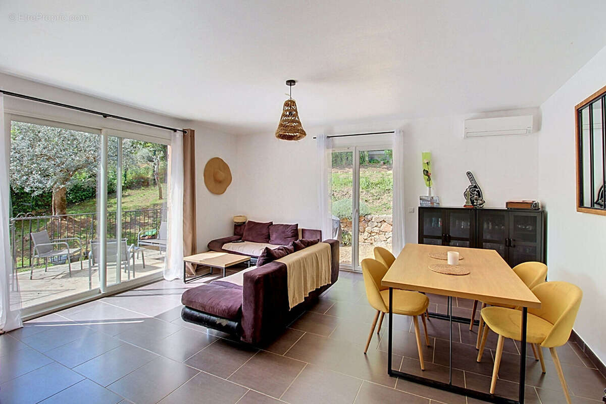Maison à BARGEMON