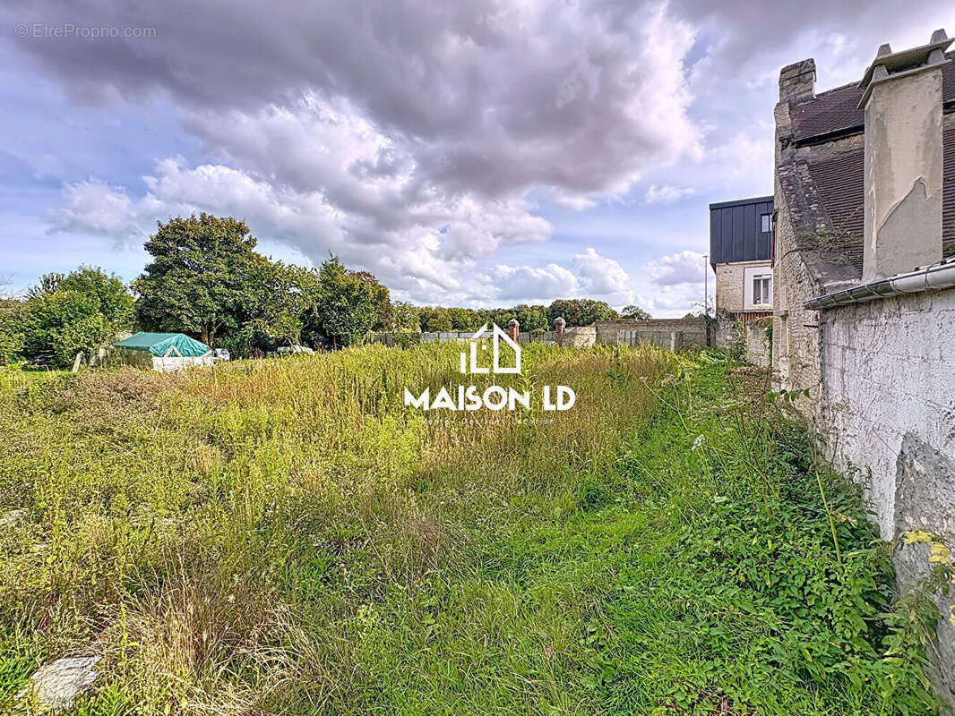 Maison à MONDEVILLE