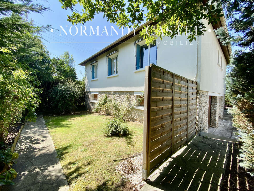 Maison à TROUVILLE-SUR-MER
