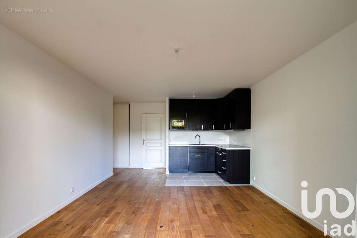 Photo 2 - Appartement à SARTROUVILLE