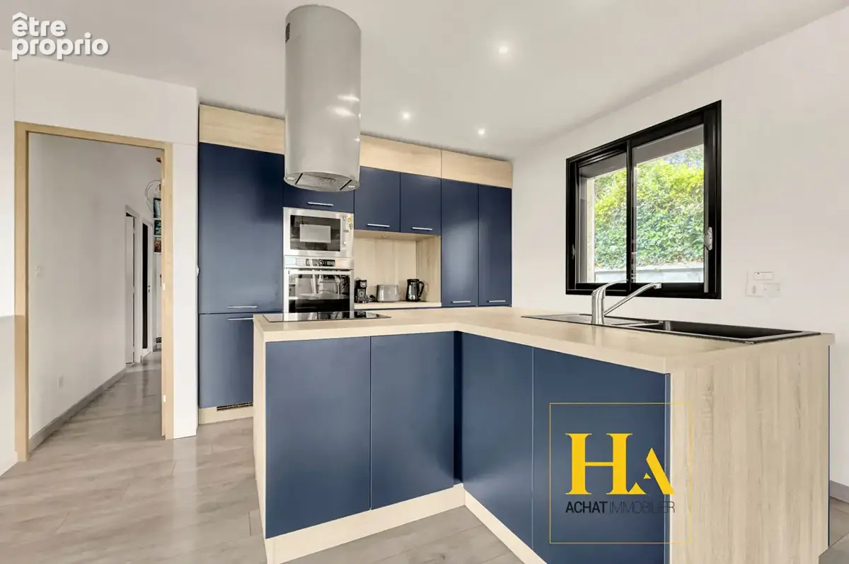 Maison de caractère de 118 m² avec pigeonnier, vue dégagée, SPA et panneaux solaires - photo 3