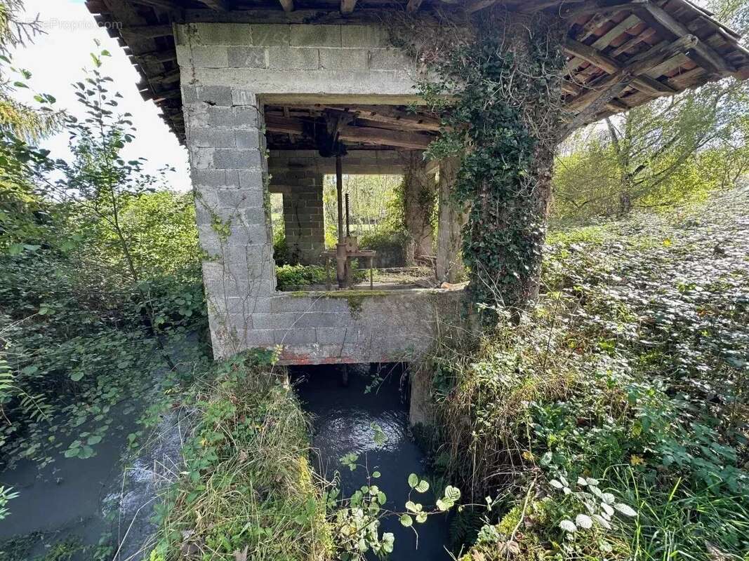Maison à SAINT-LAURENT-DE-NESTE