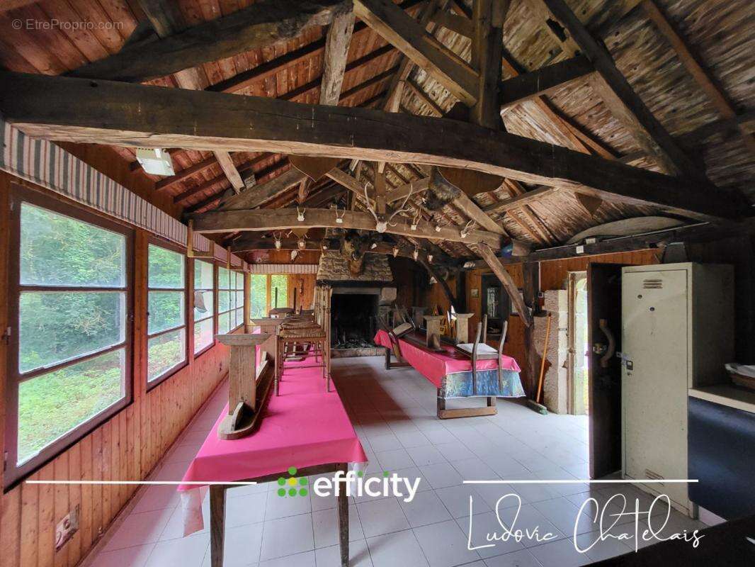 Maison 300 m² à La Chapelle-Chaussee  - photo 30