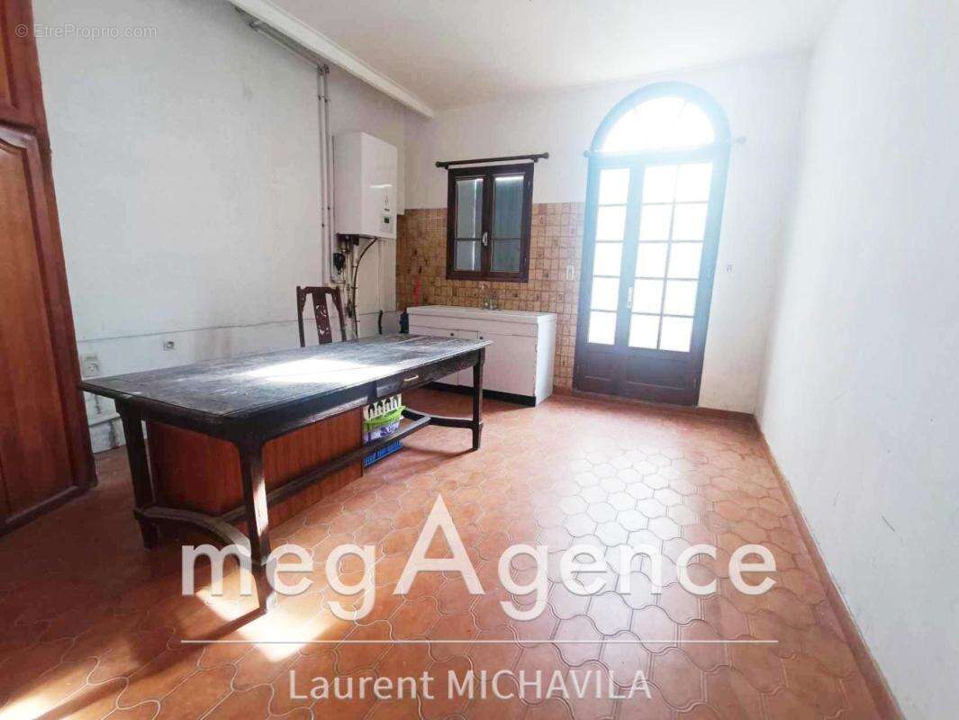 Maison à VILLENEUVE-LES-BEZIERS