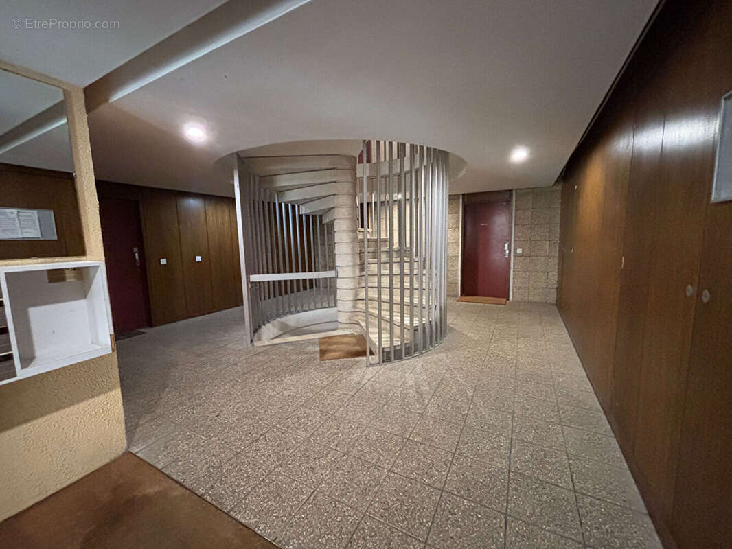 Appartement à MARSEILLE-12E