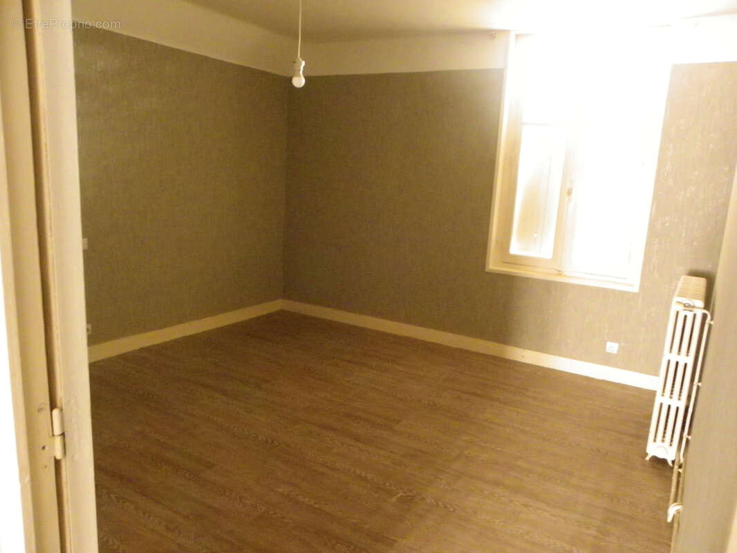 Maison à CHATELLERAULT