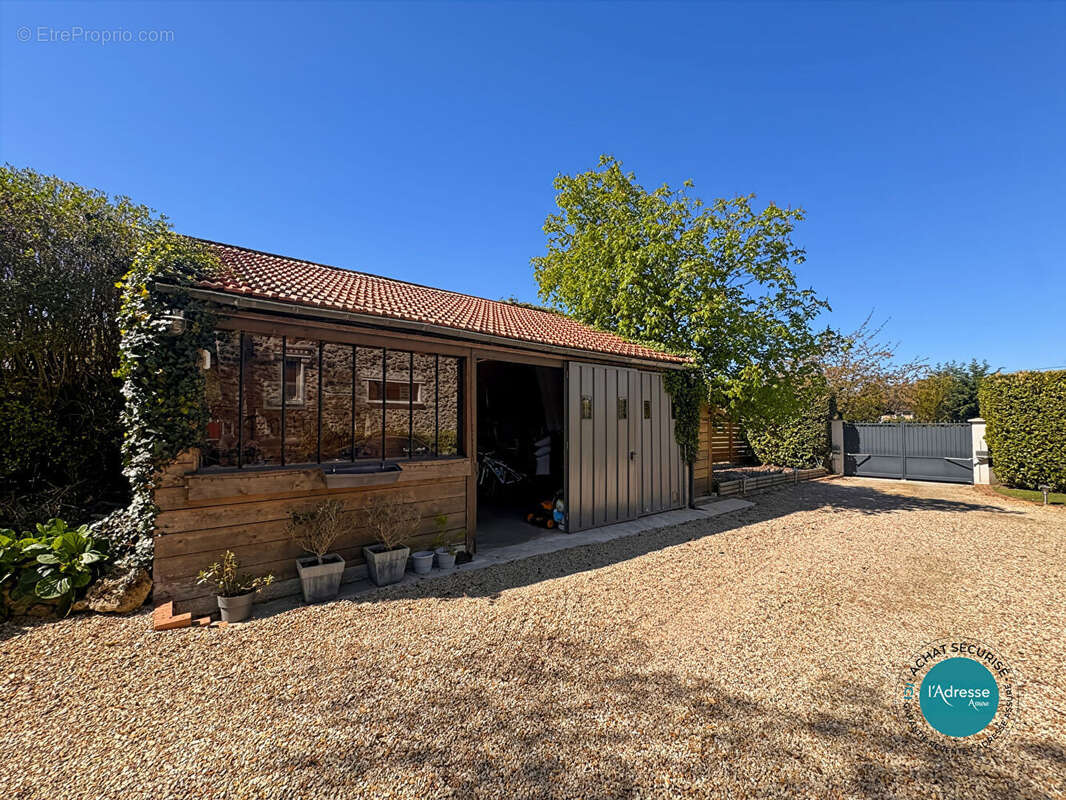 Maison familiale de prestige 7 pièces 200 m2 sous-sol // dépendance - photo 18