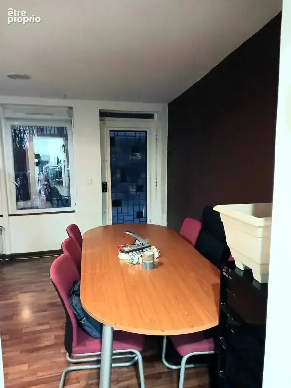 A Vendre:   Local commercial avec studio à Paris 18ème(Clignancourt) - photo 5