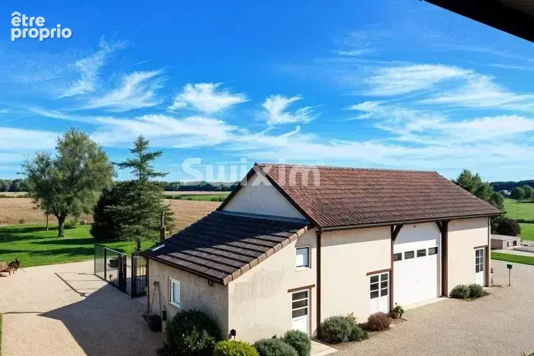 Maison ancienne avec dépendances et Piscine - photo 14