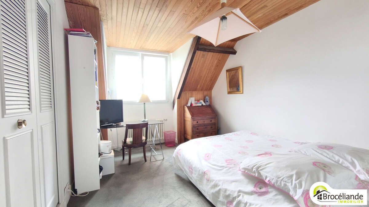 Maison à SAINT-GILLES