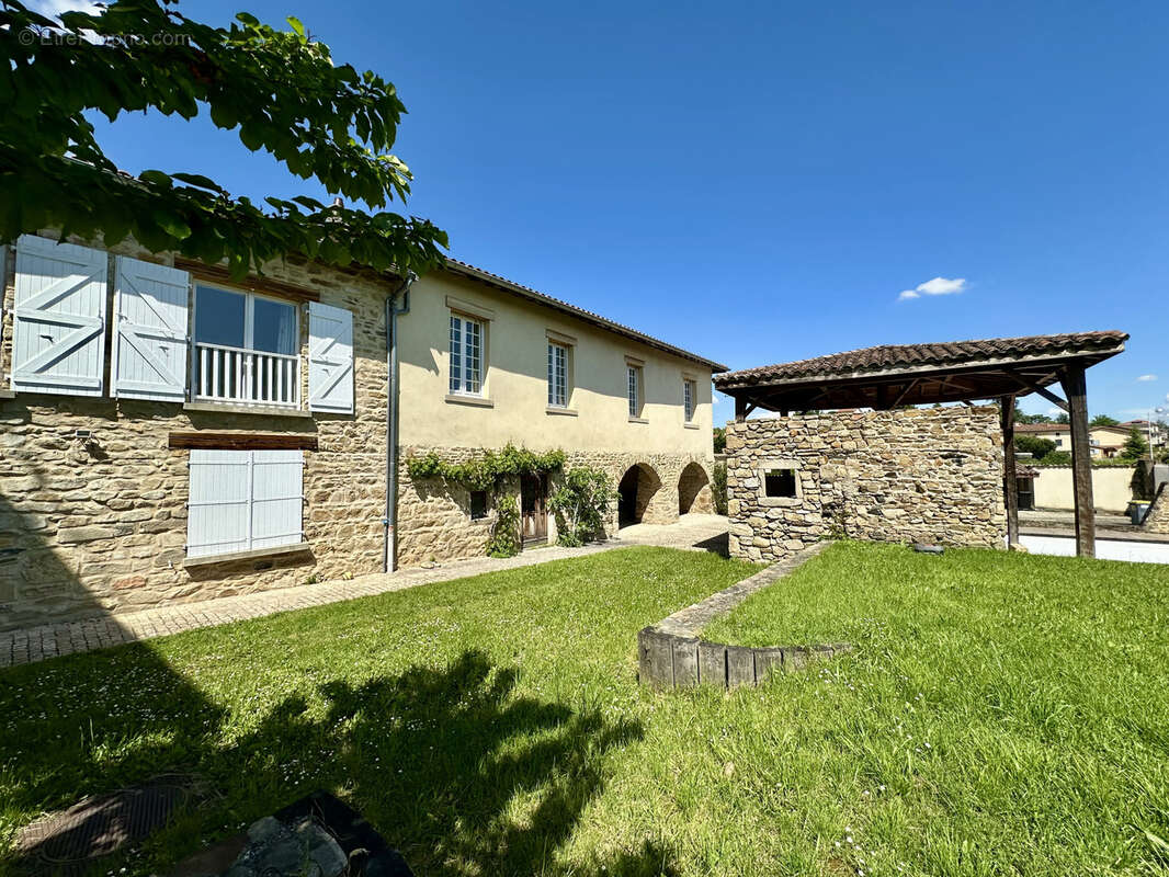 Maison à SAINT-LAURENT-D'AGNY