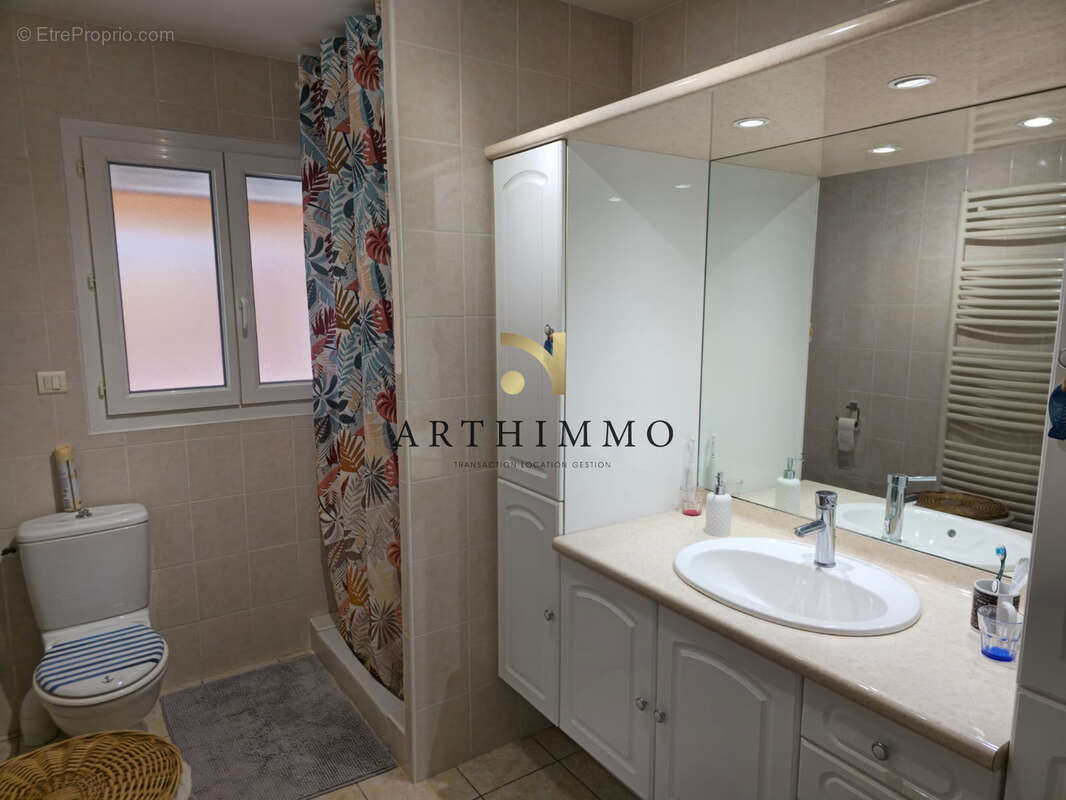 Maison 105 m² à Romans-Sur-Isere  - photo 12