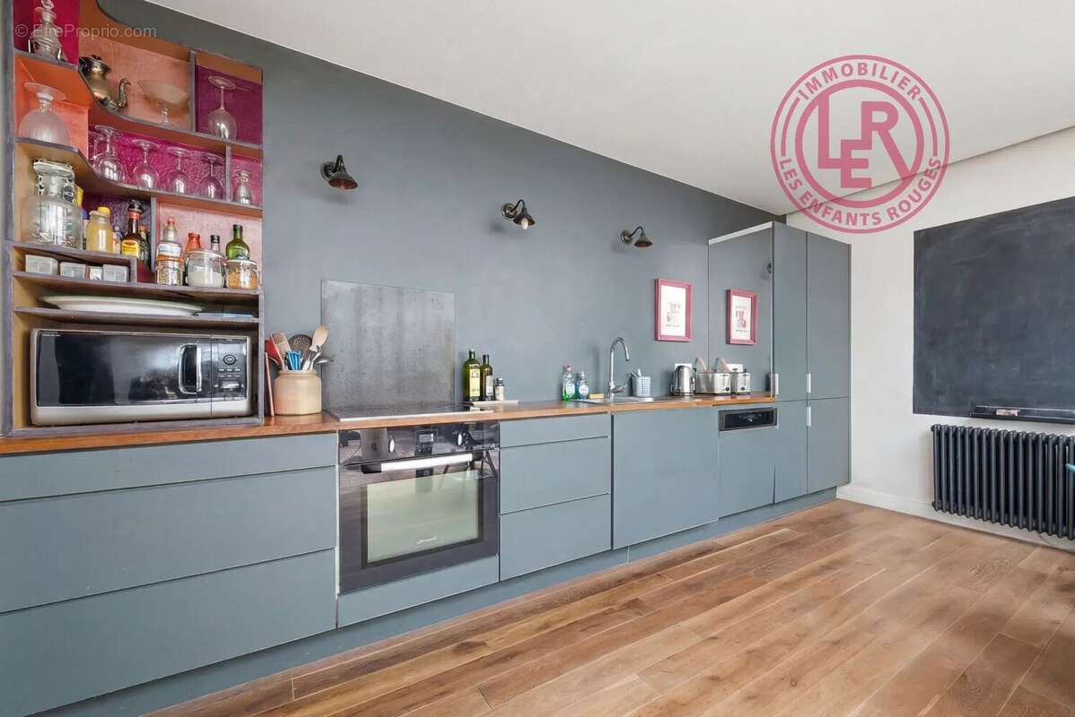 Appartement à PARIS-11E