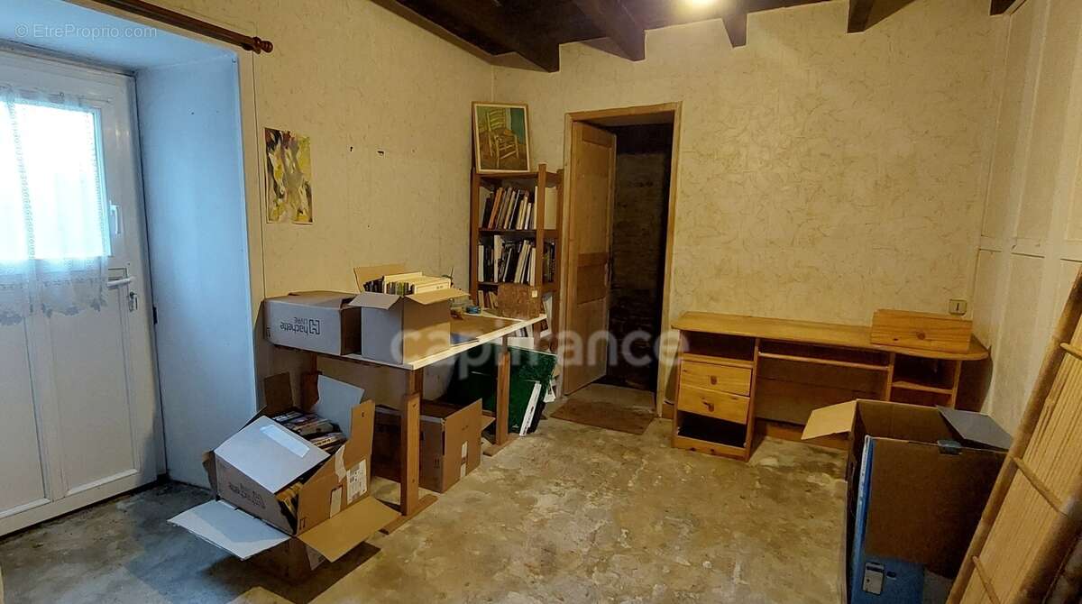 Maison à vendre 5 pièces LA TARDIERE (85) - photo 8