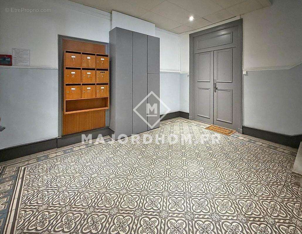 Appartement à MARSEILLE-6E